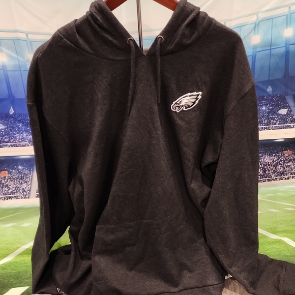 Antigua Other - Antigua Charcoal Hoodie with Philadelphia Eagles Logo